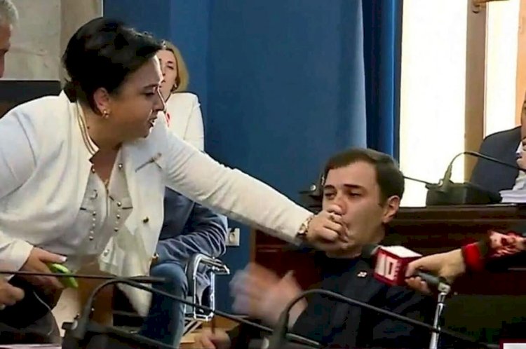 ქალთა სახეები ე.წ. ოპოზიციაში